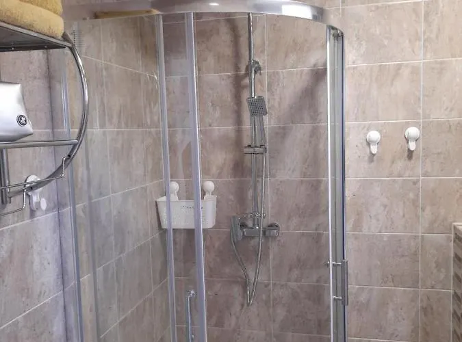 Bracka 1 度假居 波别罗沃